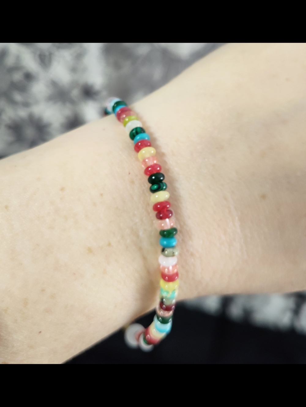 Multicolor natural stone beads stretch bracelet - Picture 2 of 7